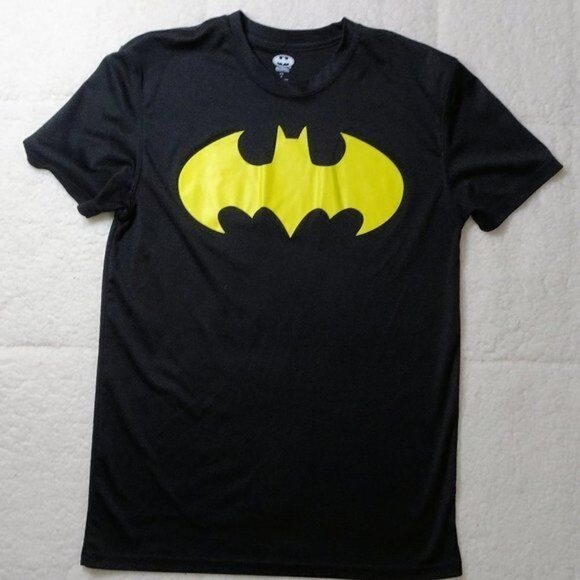 DC Comics Batman Black T-Shirt Athletic Medium - Picture 1 of 4